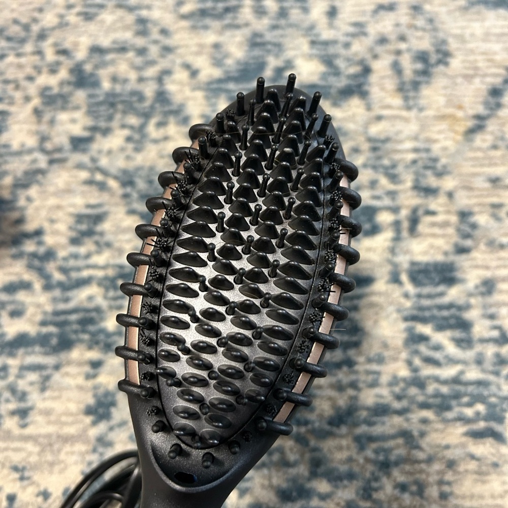 T3 Black and Rose Gold Hair Straightening Brush - Picture 7 of 7